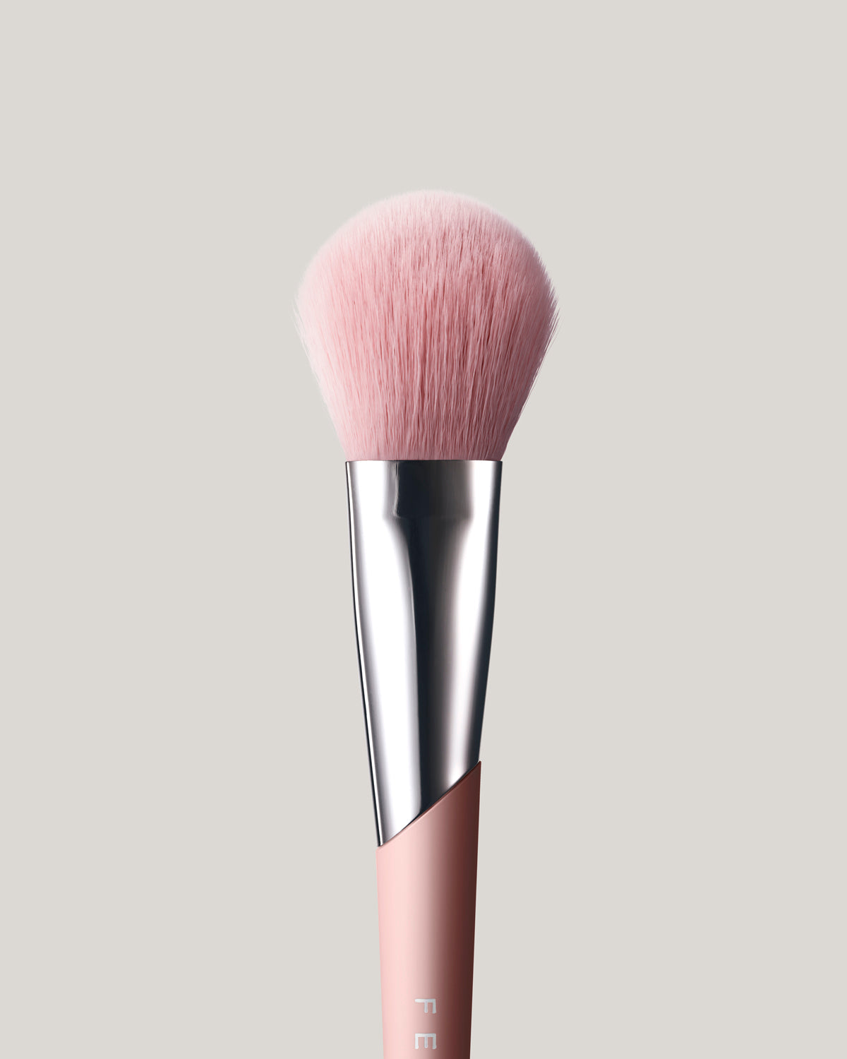 SCULPTING BRONZER BRUSH 195,